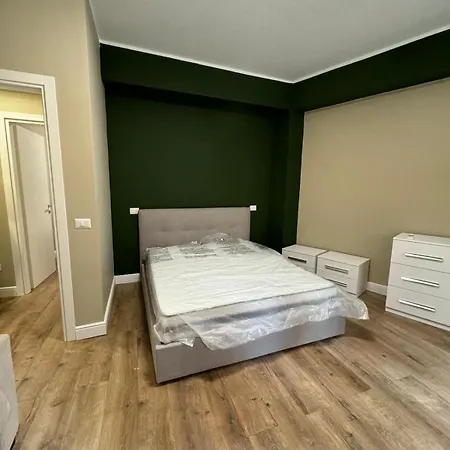 Il Rifugio In Piazza カステル・ディ・サングロ